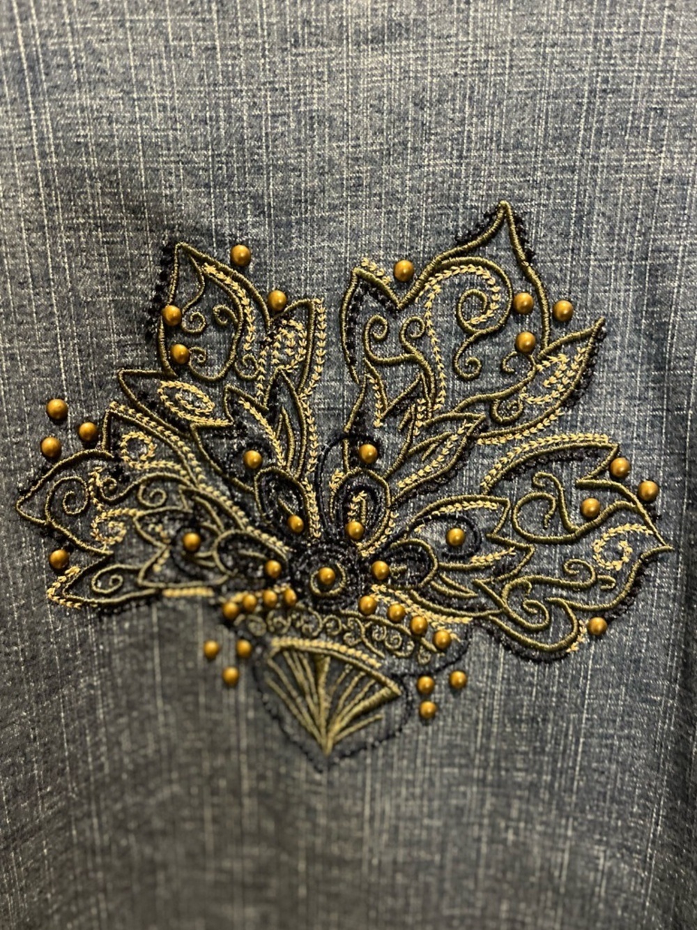 284. WOMENS DENIM + COMPANY 1X DETAIL DENIM JACKET - Picture 4 of 5
